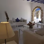 Hilltop Gardens Aparthotel 3*
