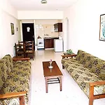Hilltop Gardens Aparthotel Paphos