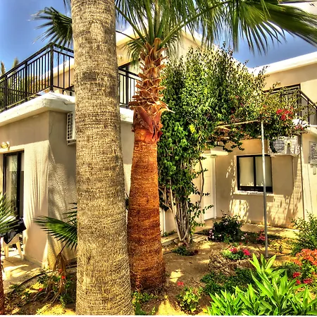 Hilltop Gardens Lejlighedshotel