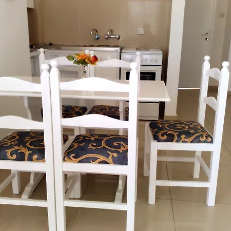 Hilltop Gardens 3* Pafos