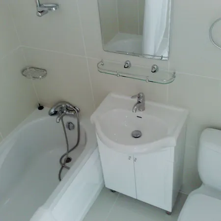 Hilltop Gardens Apart Otel