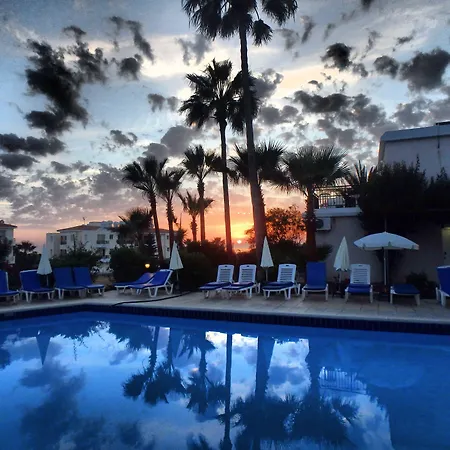 Apart Otel Hilltop Gardens 3*