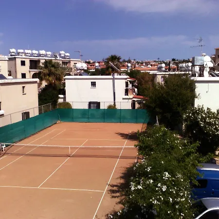 Aparthotel Hilltop Gardens 3*