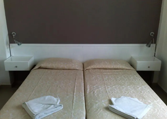 Hilltop Gardens Пафос