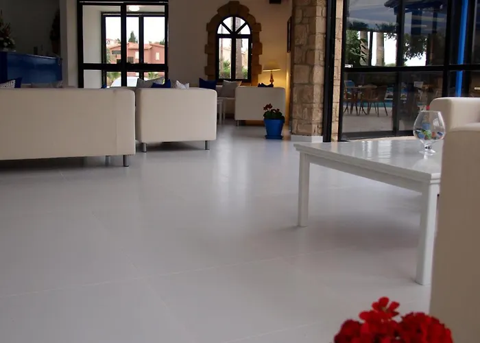 Aparthotel Hilltop Gardens