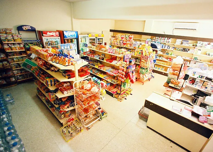 Hilltop Gardens Aparthotel