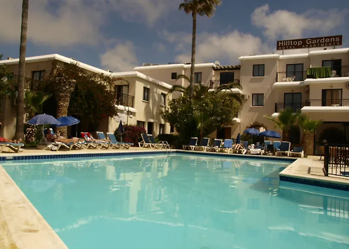 Hilltop Gardens Aparthotel 3*