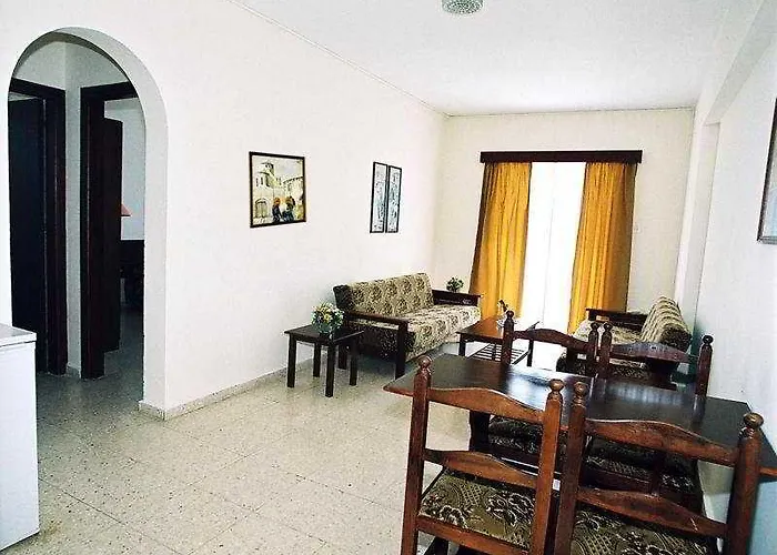 Hilltop Gardens 3* Paphos