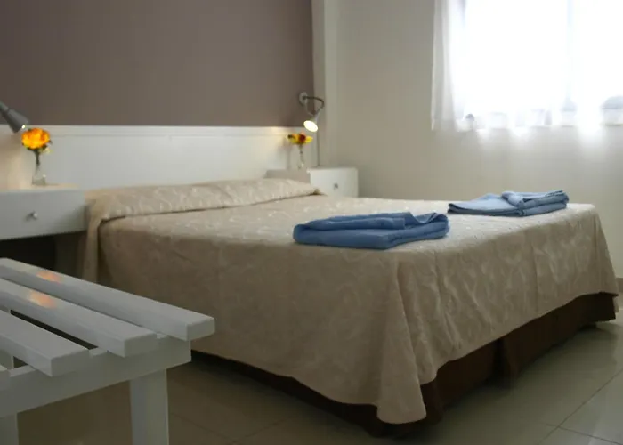 Hilltop Gardens 3* Пафос