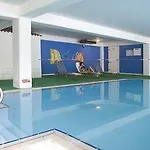Hilltop Gardens Aparthotel