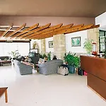 Aparthotel Hilltop Gardens 3*