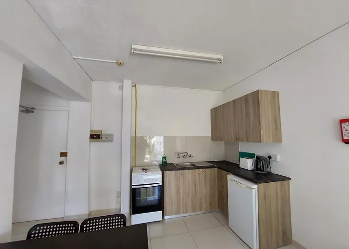 Hilltop Gardens Hotel apartamentowy