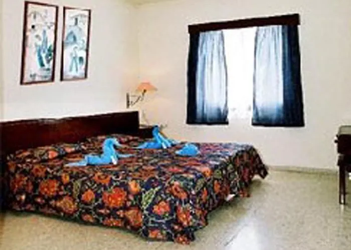 Hotel apartamentowy Hilltop Gardens Pafos